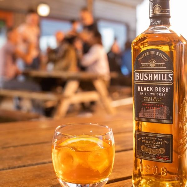 Το Bushmills Irish Whiskey γιορτάζει την Ημέρα του Saint Patrick με μοναδικά parties