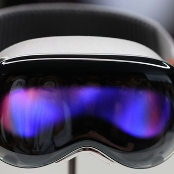 Apple Vision Pro: Όνειρο ή εφιάλτης του μέλλοντος;