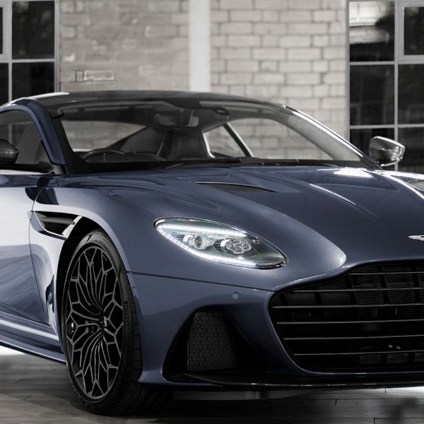Η νέα Aston Martin έχει την υπογραφή του Daniel Craig