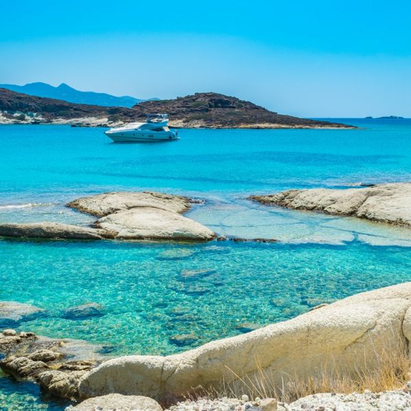 Η πιο καθαρή παραλία στον κόσμο