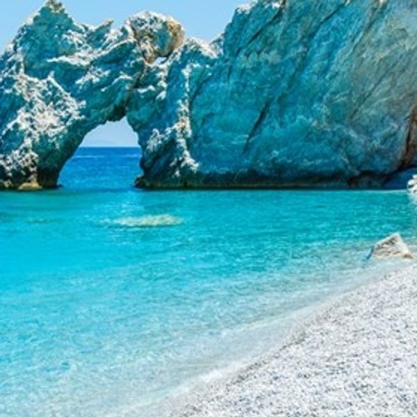 Oι καλύτερες ελληνικές παραλίες σύμφωνα με τον Guardian