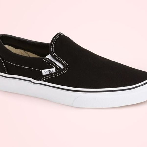 Τα καλύτερα slip-ons για την άνοιξη και το καλοκαίρι