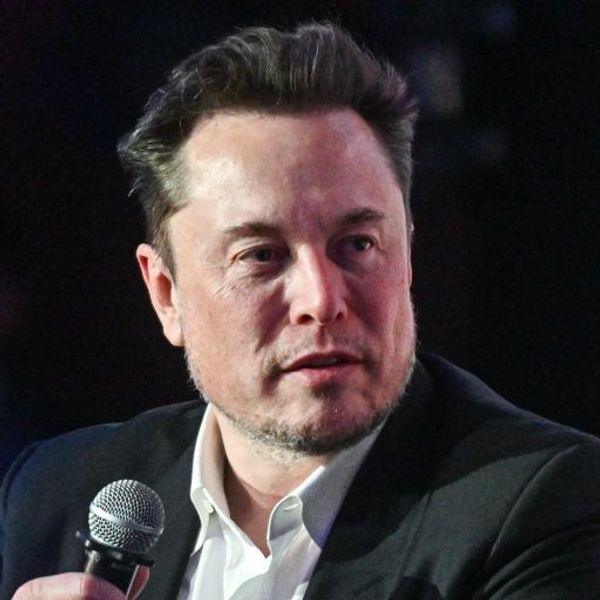 Elon Musk, τώρα και κατάσκοπος των ΗΠΑ;