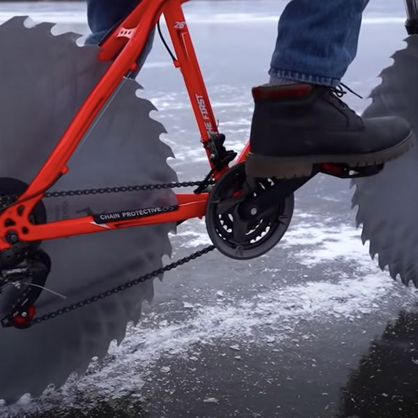 Το icycycle είναι ένα ποδήλατο για τον πάγο