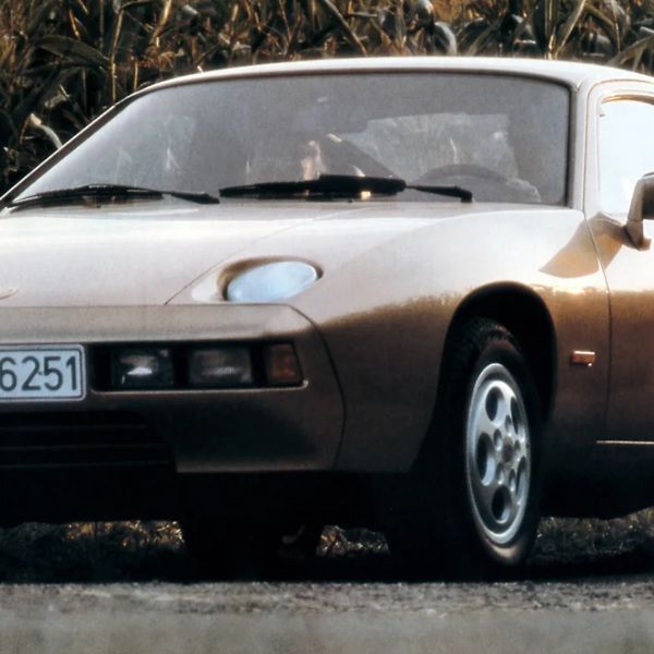 Η Porsche 928 του Tom Cruise έσπασε κάθε ρεκόρ