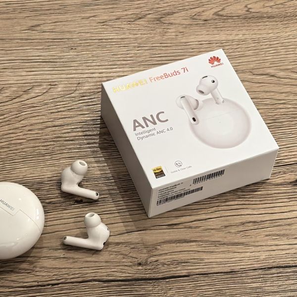 Τα HUAWEI FreeBuds 7i προσφέρουν σοβαρό ήχο σε πολύ καλή τιμή [Tech Review]