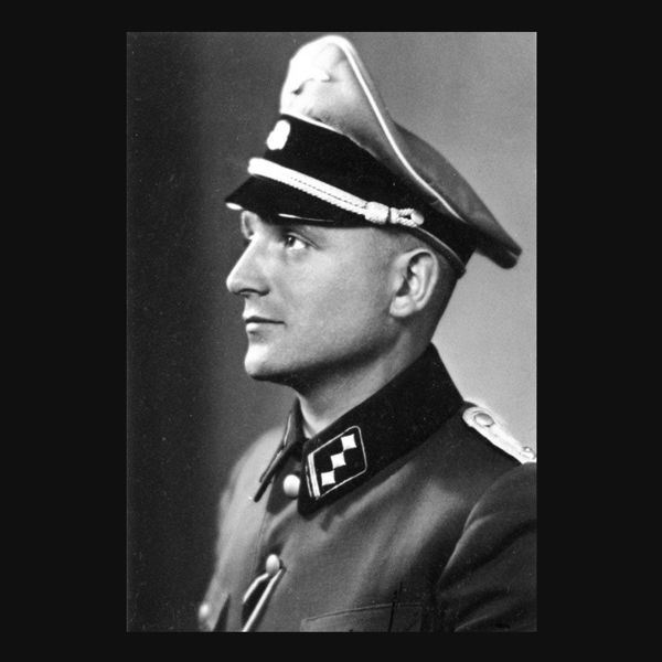 Η ιστορία του Klaus Barbie, του σκληροπυρηνικού Ναζί με το όνομα κούκλας
