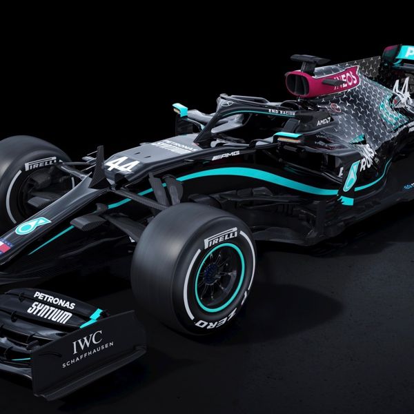 Το μαύρο μονοθέσιο της Mercedes στη Formula 1