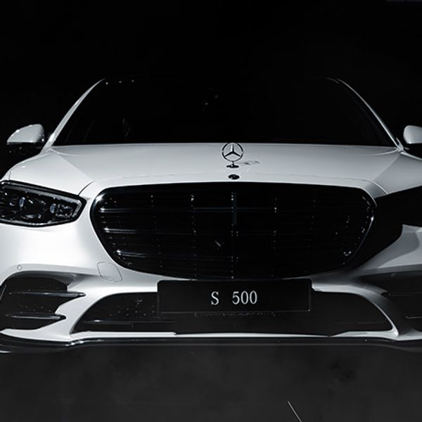 Η νέα Mercedes-Benz S500 οριοθετεί την κομψότητα