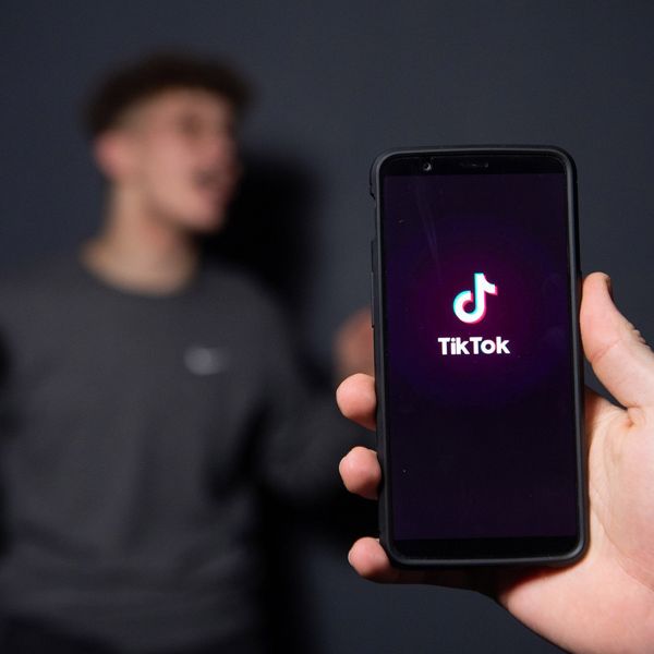 TikTok, ο μεγάλος κίνδυνος για το Facebook