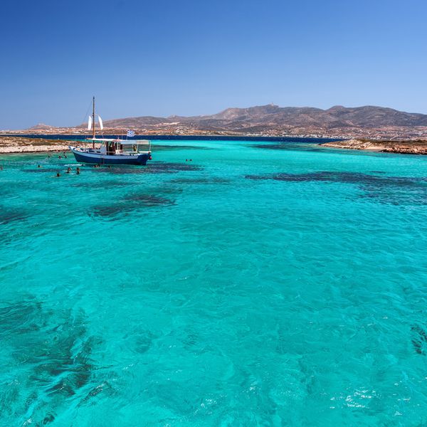 Στην Αντίπαρο θα επιστρέφεις ξανά και ξανά
