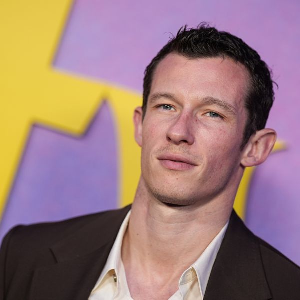 O Callum Turner είναι μάλλον ο νέος James Bond και αυτές είναι μερικές σκέψεις μας