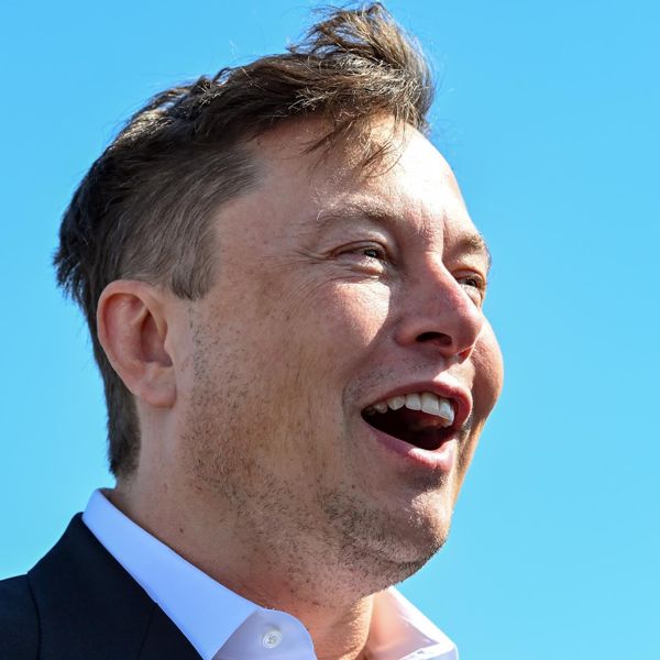 Ο Elon Musk πιστεύει ότι η ηλιακή ενέργεια αρκεί για τα πάντα