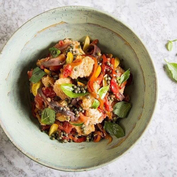 Panzanella, η νόστιμη σαλάτα της νηστείας
