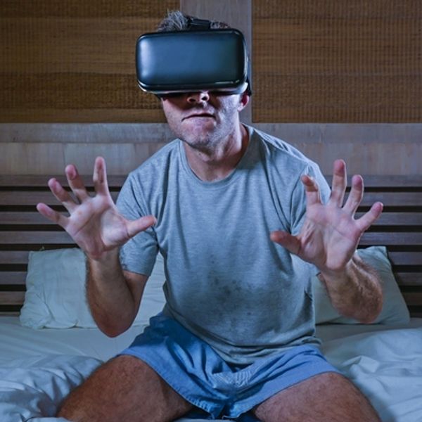 VR πορνό, η νέα παροχή των πολυτελών ξενοδοχείων