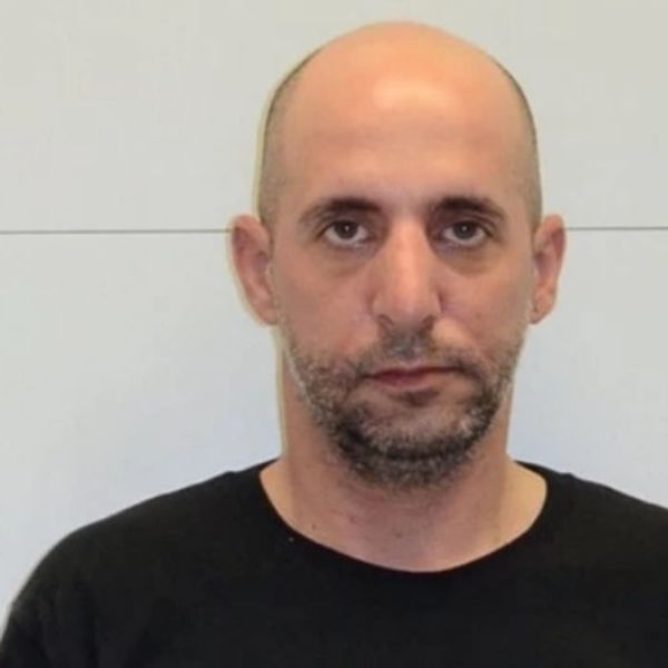 Στη δημοσιότητα τα στοιχεία του αστυνομικού που κακοποιούσε και εξέδιδε την 19χρονη στην Ηλιούπολη