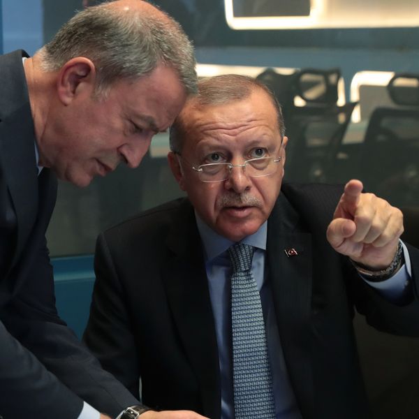 Ο Erdogan ελέγχει πλέον και με το νόμο τα social media