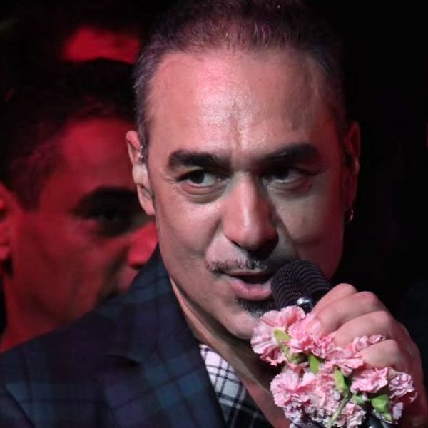 Πέθανε η σύζυγος του Νότη Σφακιανάκη το βράδυ των γενεθλίων του