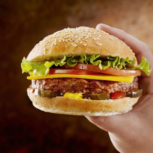 Ένας πάναπλος οδηγός για το τέλειο, σπιτικό burger