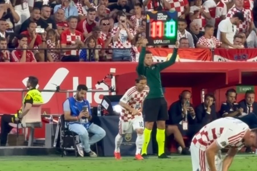 Για παίκτες σαν τον Μόντριτς σηκώνεσαι όρθιος - Όποια φανέλα κι αν φοράς