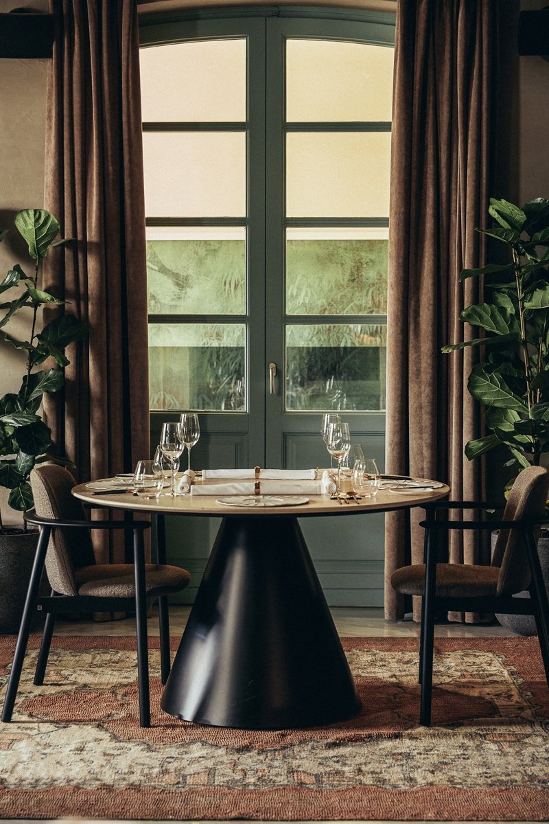 Makris Athens 11