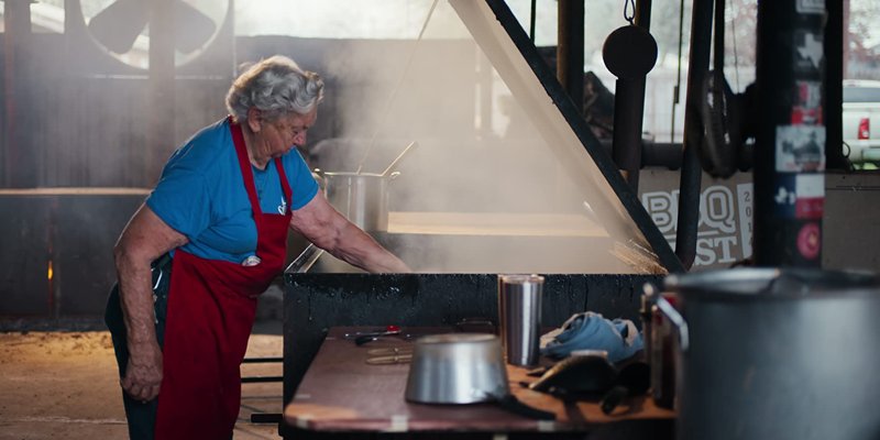ΣΕΡΙΑ ΝΕΤΦΛΙΞ CHEF'S TABLE BBQ 2