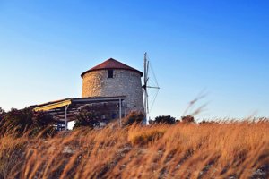 Τα αληθινά μυστικά της μαγείας του Ιονίου κρύβονται στον Καστό και τον Κάλαμο - εικόνα 2