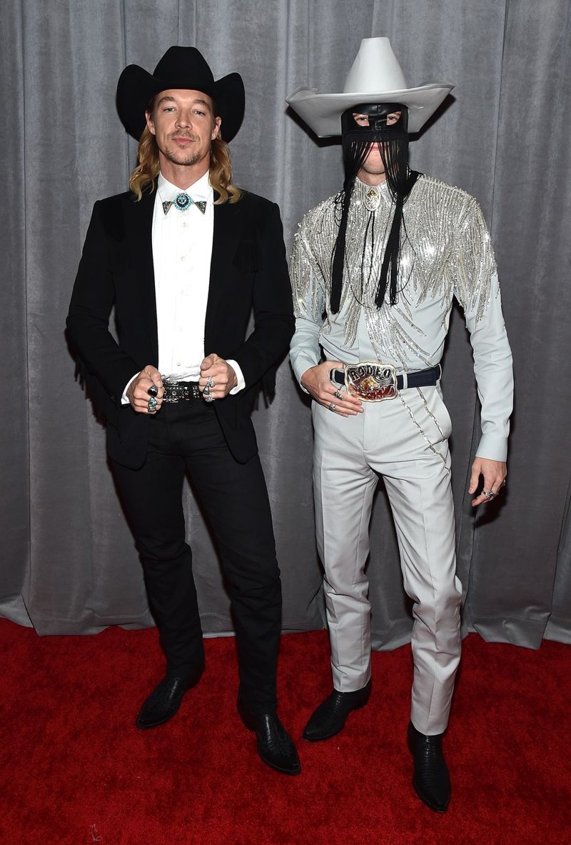 GRAMMYS ΒΡΑΒΕΙΑ ΚΟΚΚΙΝΟ ΧΑΛΙ