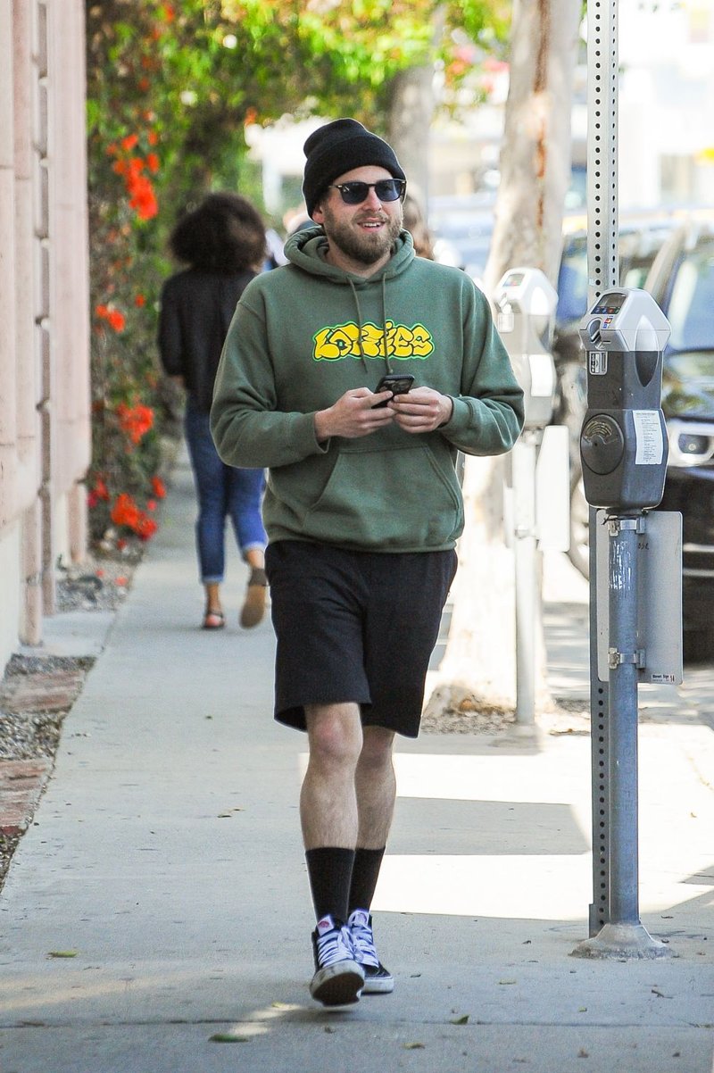 μακριές κάλτσες Jonah Hill