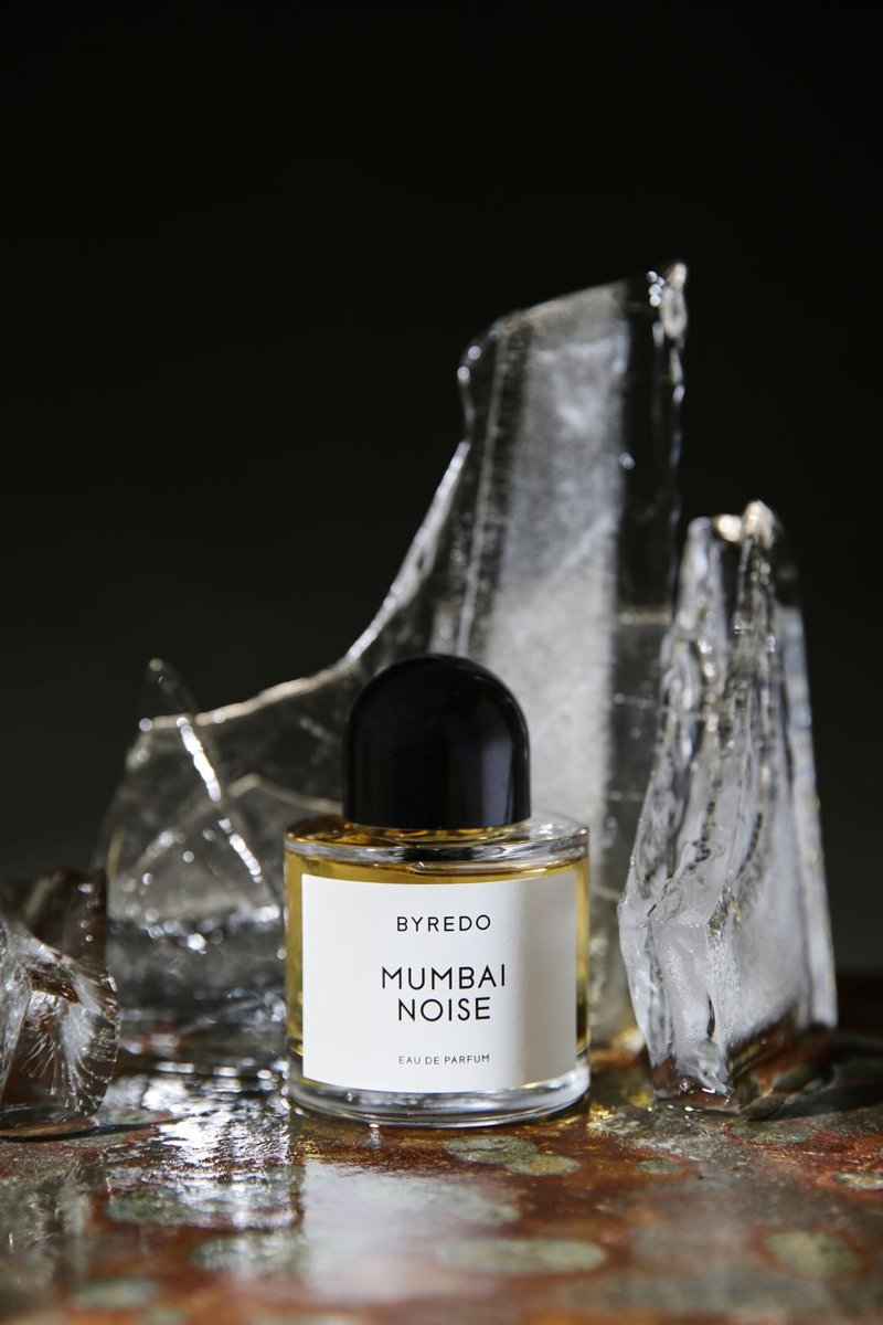 PERFUME EDITORIAL