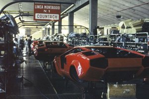 Χάλασε η απίθανη Aston Martin Valkyrie του Alonso μόλις την αγόρασε - εικόνα 1