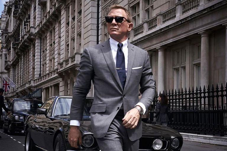 DANIEL CRAIG IN