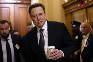 O Elon Musk ως αδυνατισμένος Άγιος Βασίλης είναι ό,τι πιο cringe είδαμε σήμερα - εικόνα 1