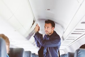 Αεροπορική τραγωδία στην Ινδία με 242 επιβαίνοντες-Πρώτη φορά που συντρίβεται Boeing 787 - εικόνα 2