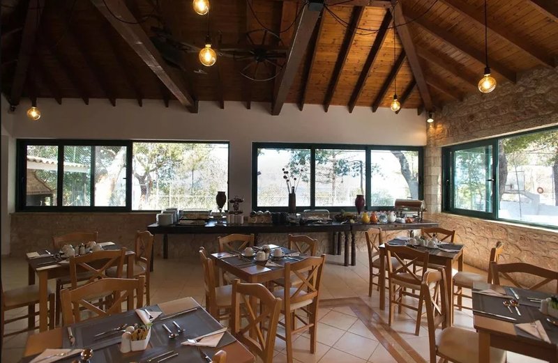 Akra Morea Hotel