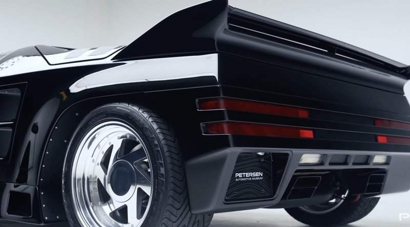Vector W8