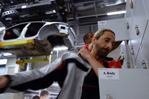 Ο Neymar έδωσε 1,4 εκατ. ευρώ για Batmobile που δεν έχει άδεια κυκλοφορίας (video) - εικόνα 1