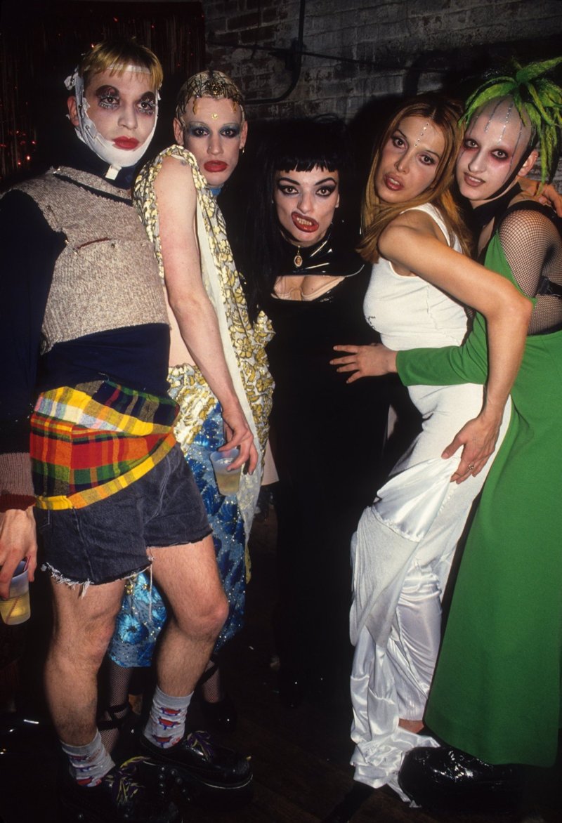 NINA HAGEN 3